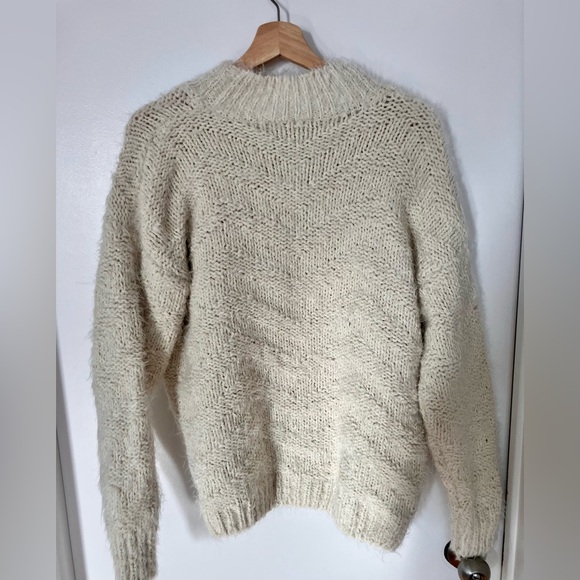 Elegant Cream fuzzy sweater - Picture 3 of 5